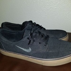 Nike SB Janoski shoes